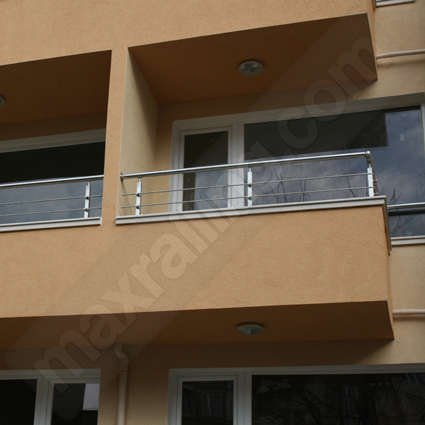 Иноксови парапети